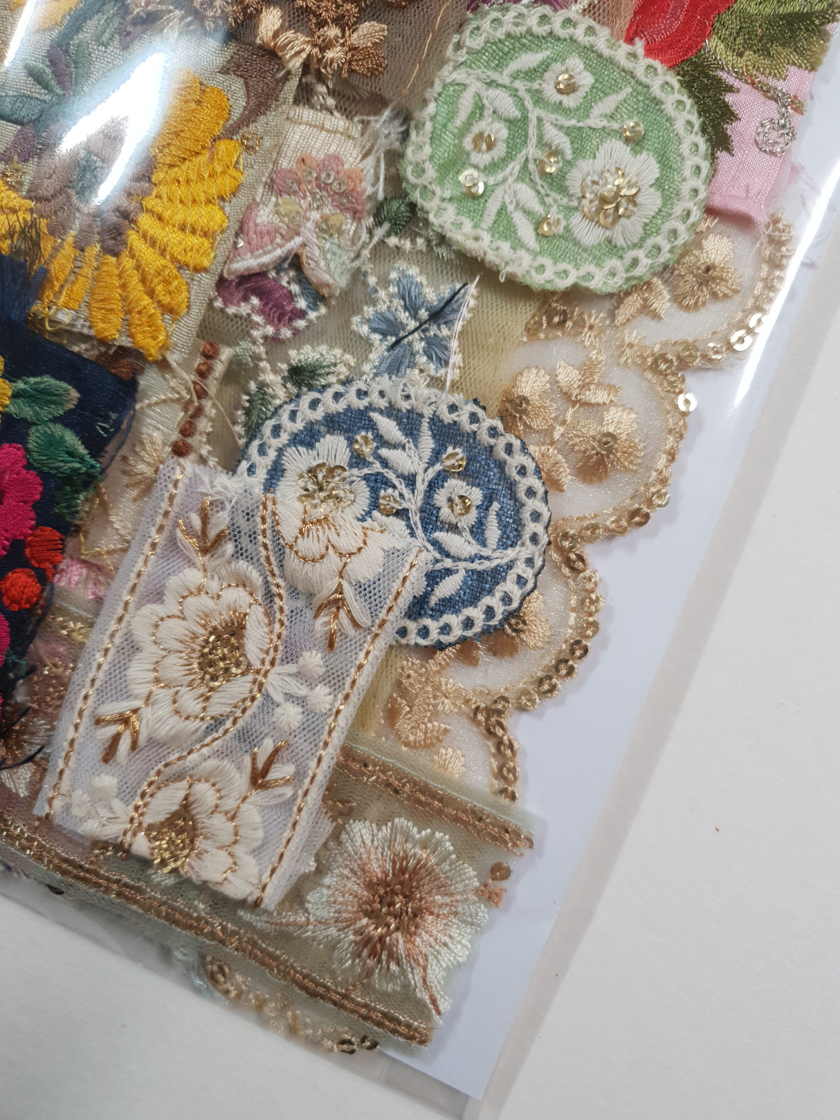 Embroidered Trim Snippets Pack - LA