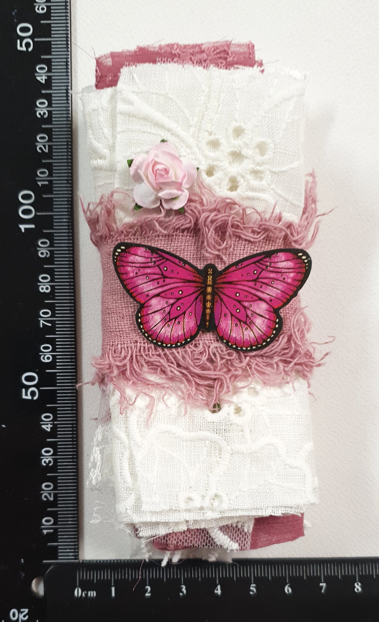 Motherloads Lace Sampler - UK - Selected at Random