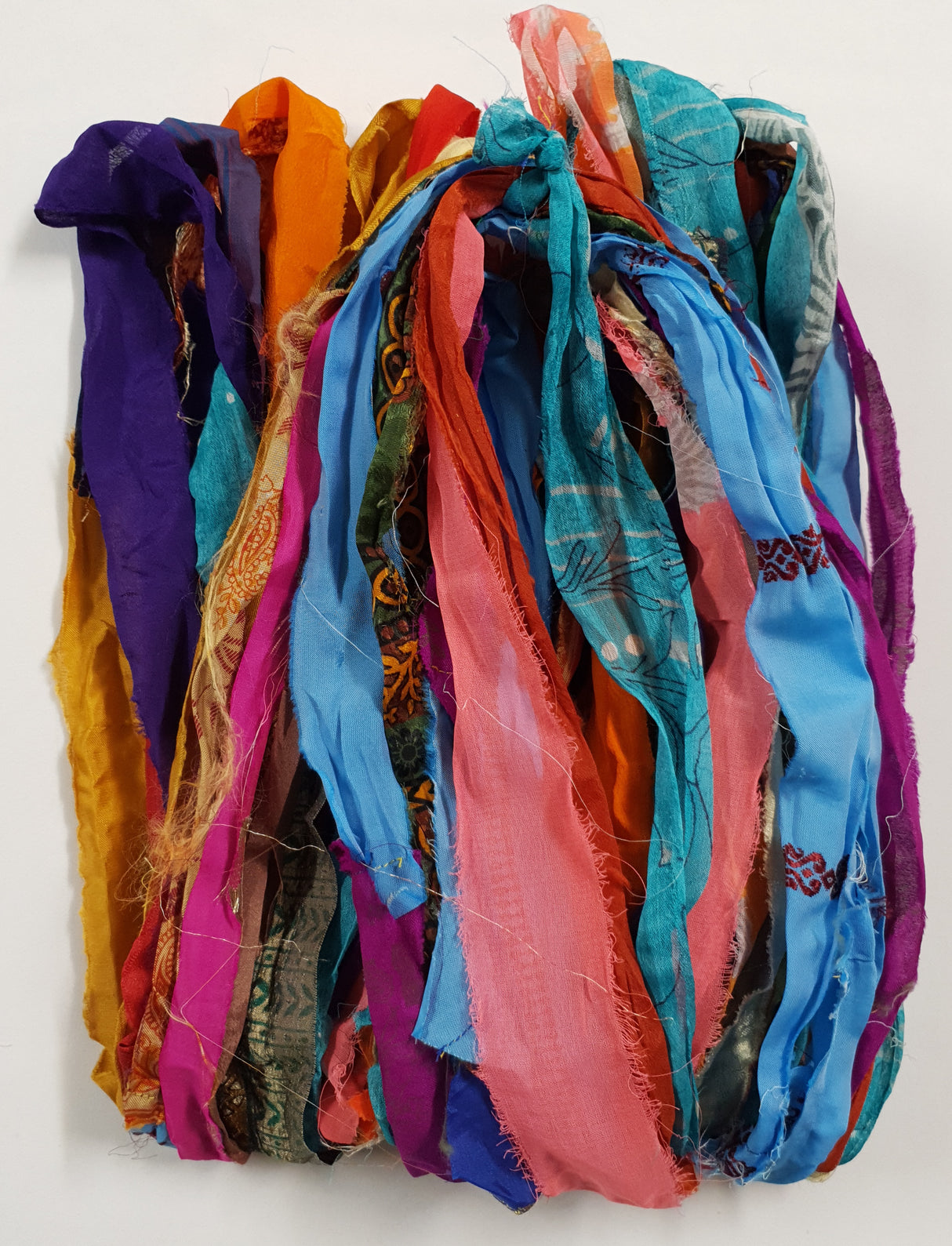 Reclaimed Sari Ribbon Hank - Unique - CS