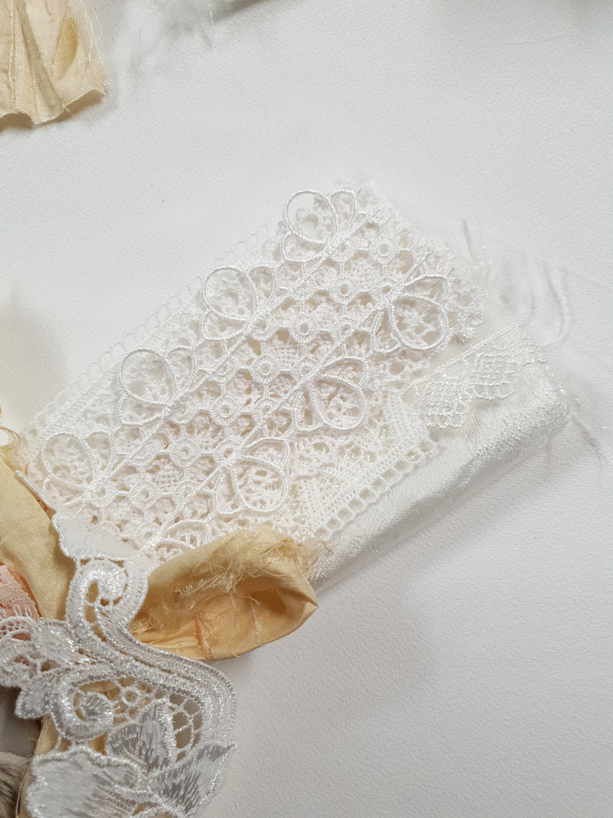 Motherloads Lace Bundle - VW