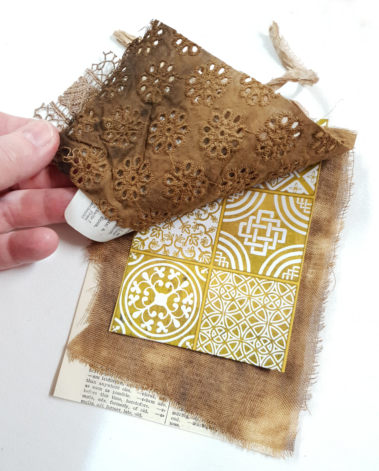 Motherloads Grungy Scrap Sampler - VY - Picked at Random