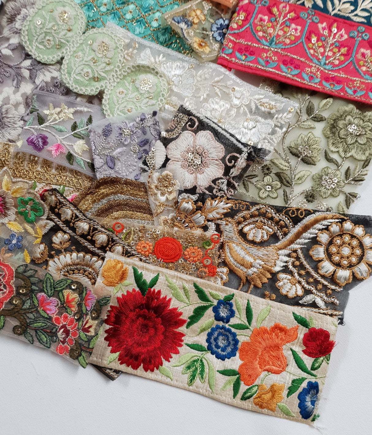 Assorted Embroidered Trim Scraps Pack - ZB