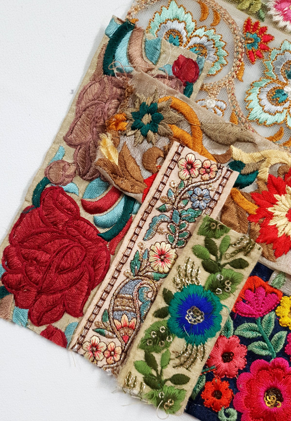 Assorted Embroidered Trim Scraps Pack - ZF