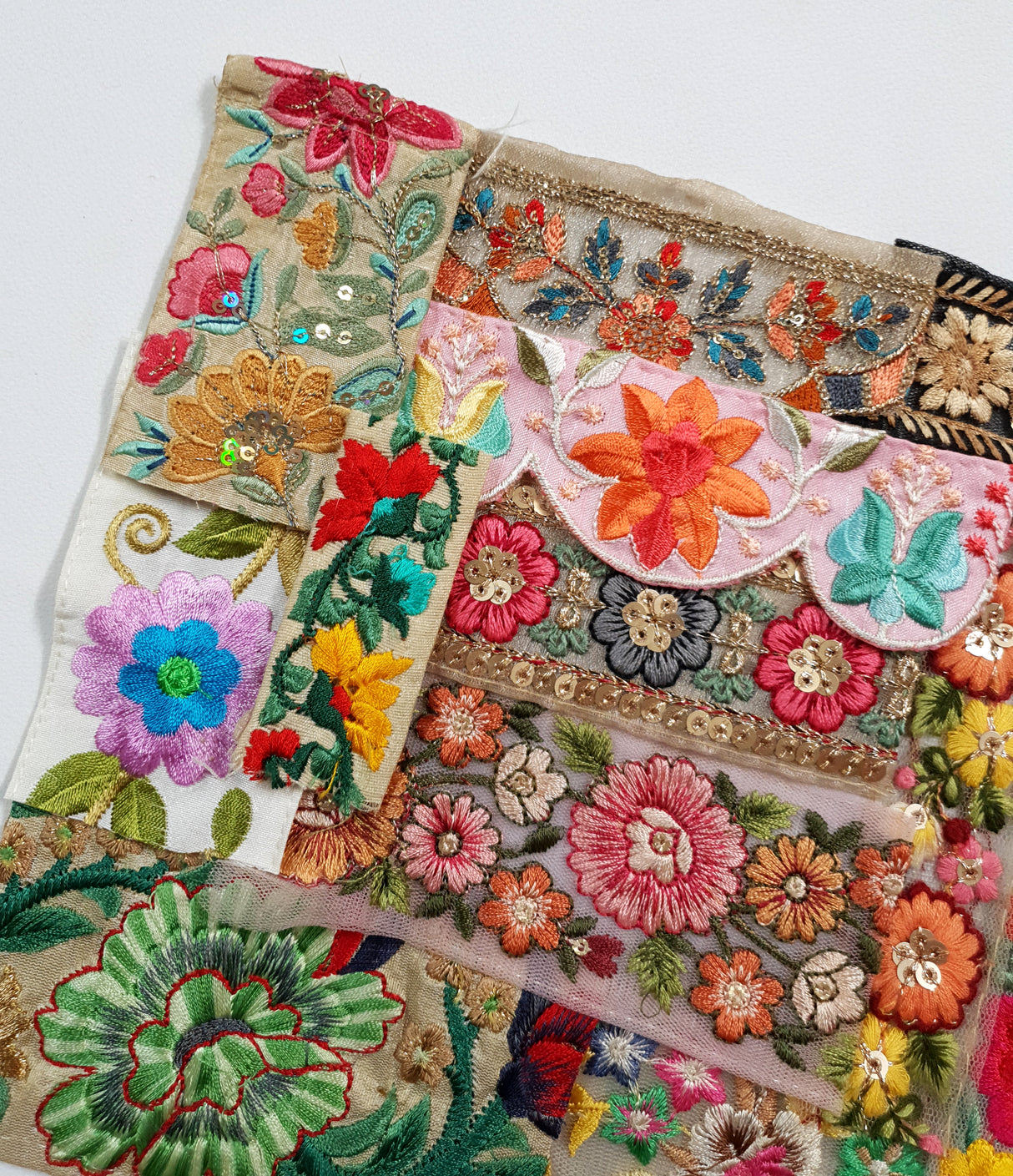 Assorted Embroidered Trim Scraps Pack - ZG