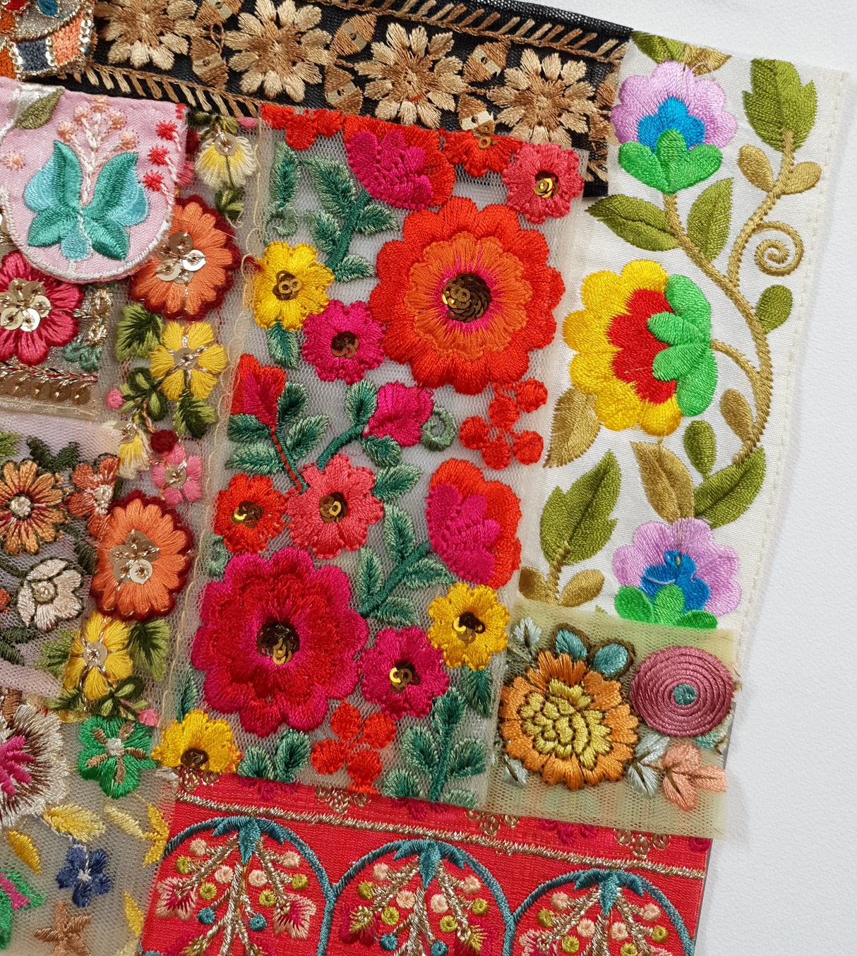 Assorted Embroidered Trim Scraps Pack - ZG