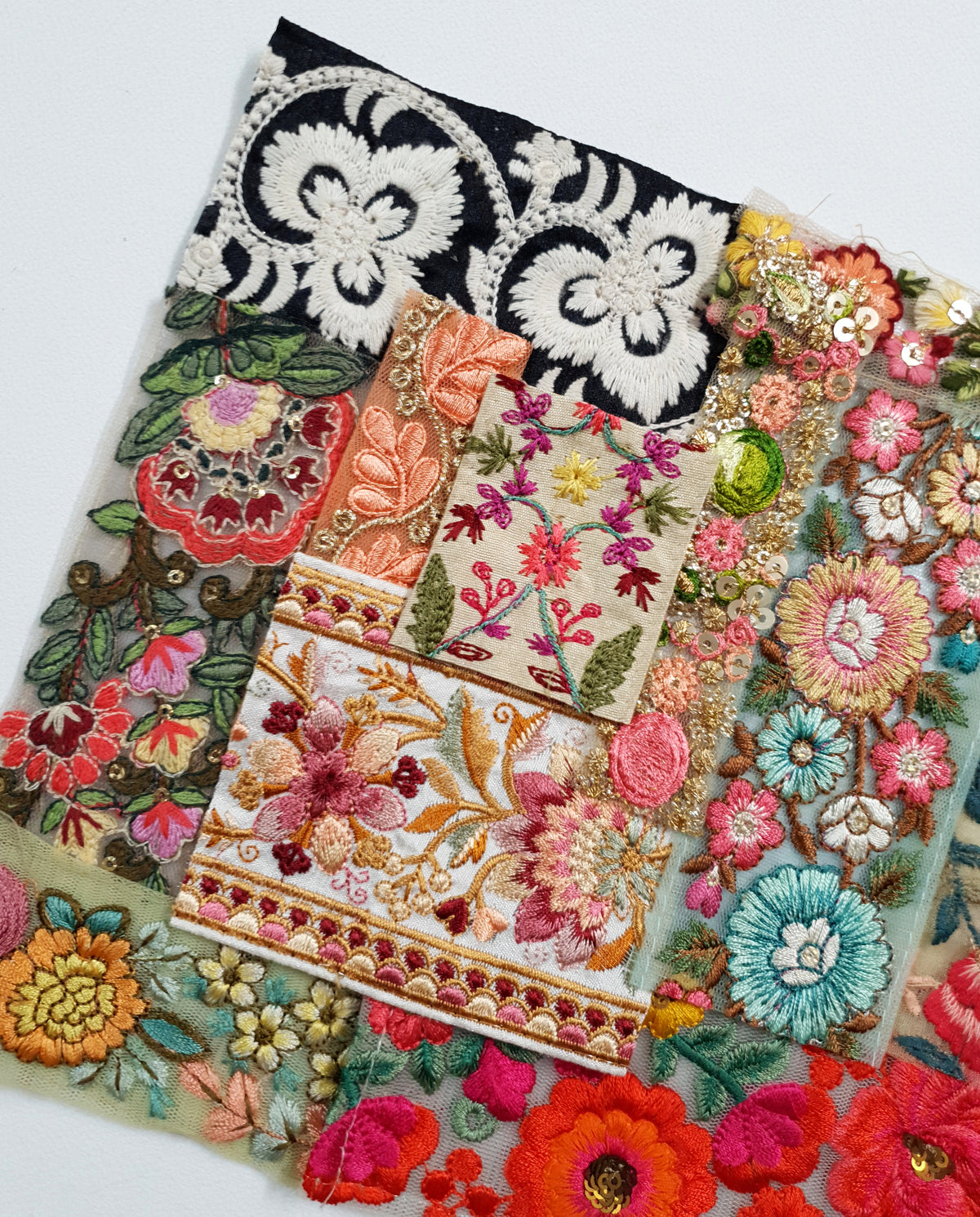 Assorted Embroidered Trim Scraps Pack - ZH