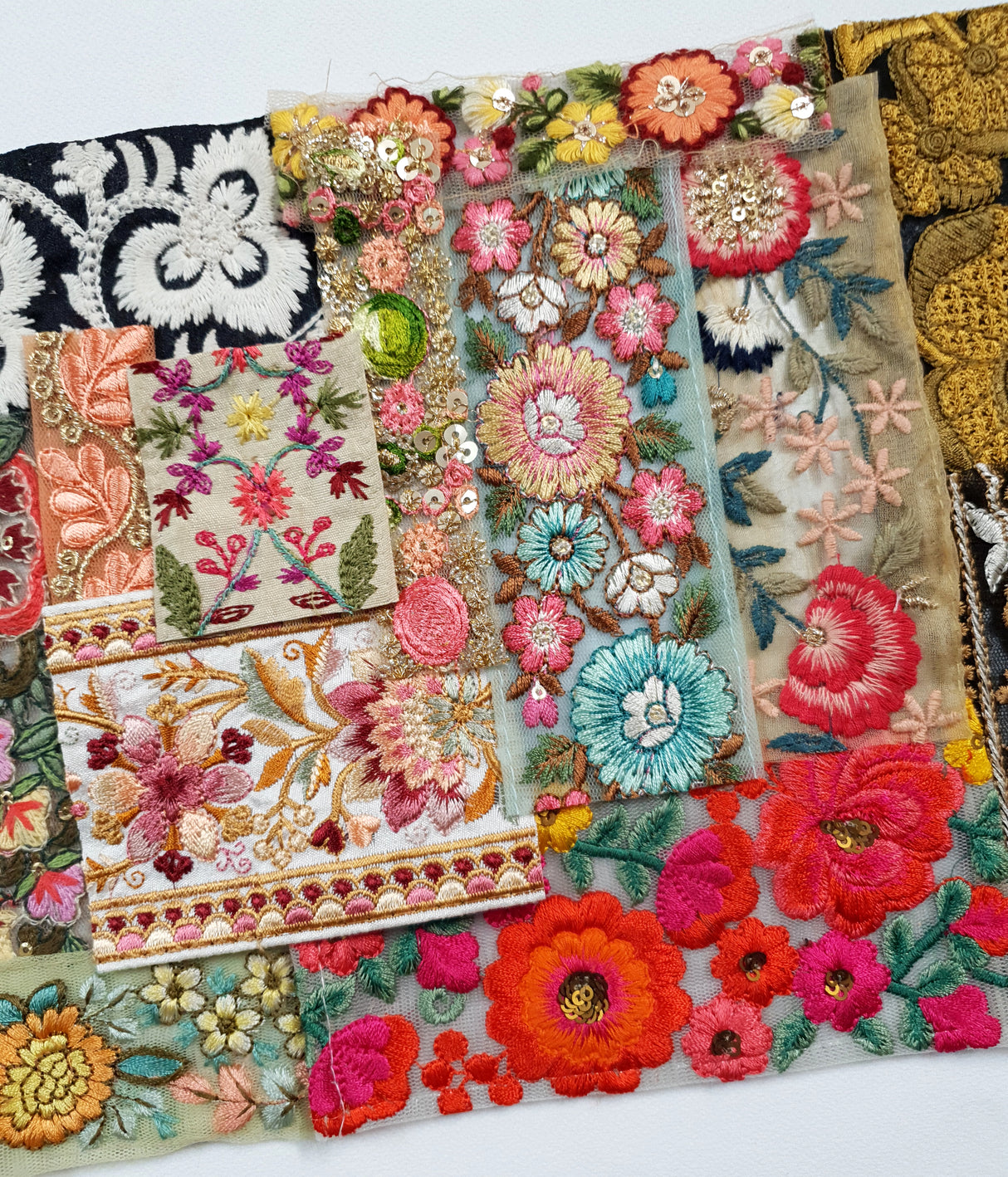 Assorted Embroidered Trim Scraps Pack - ZH