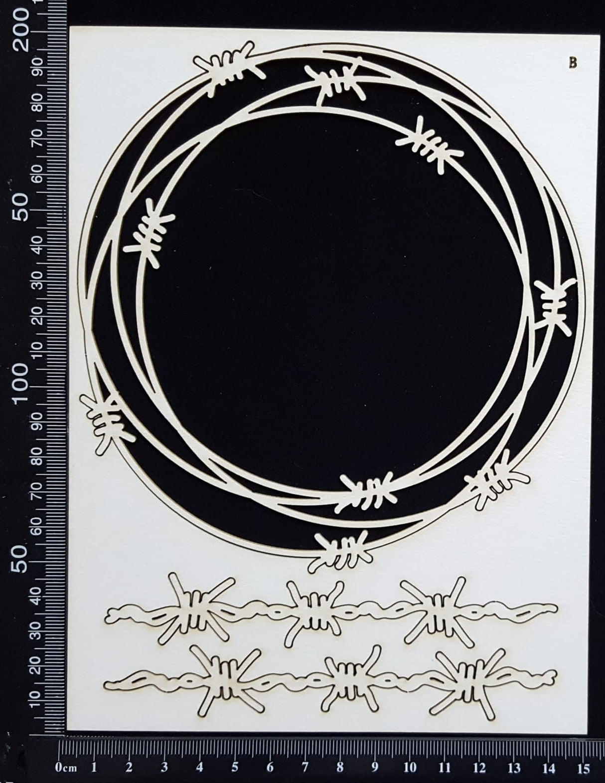 Barbed Wire Frame Set - B - White Chipboard