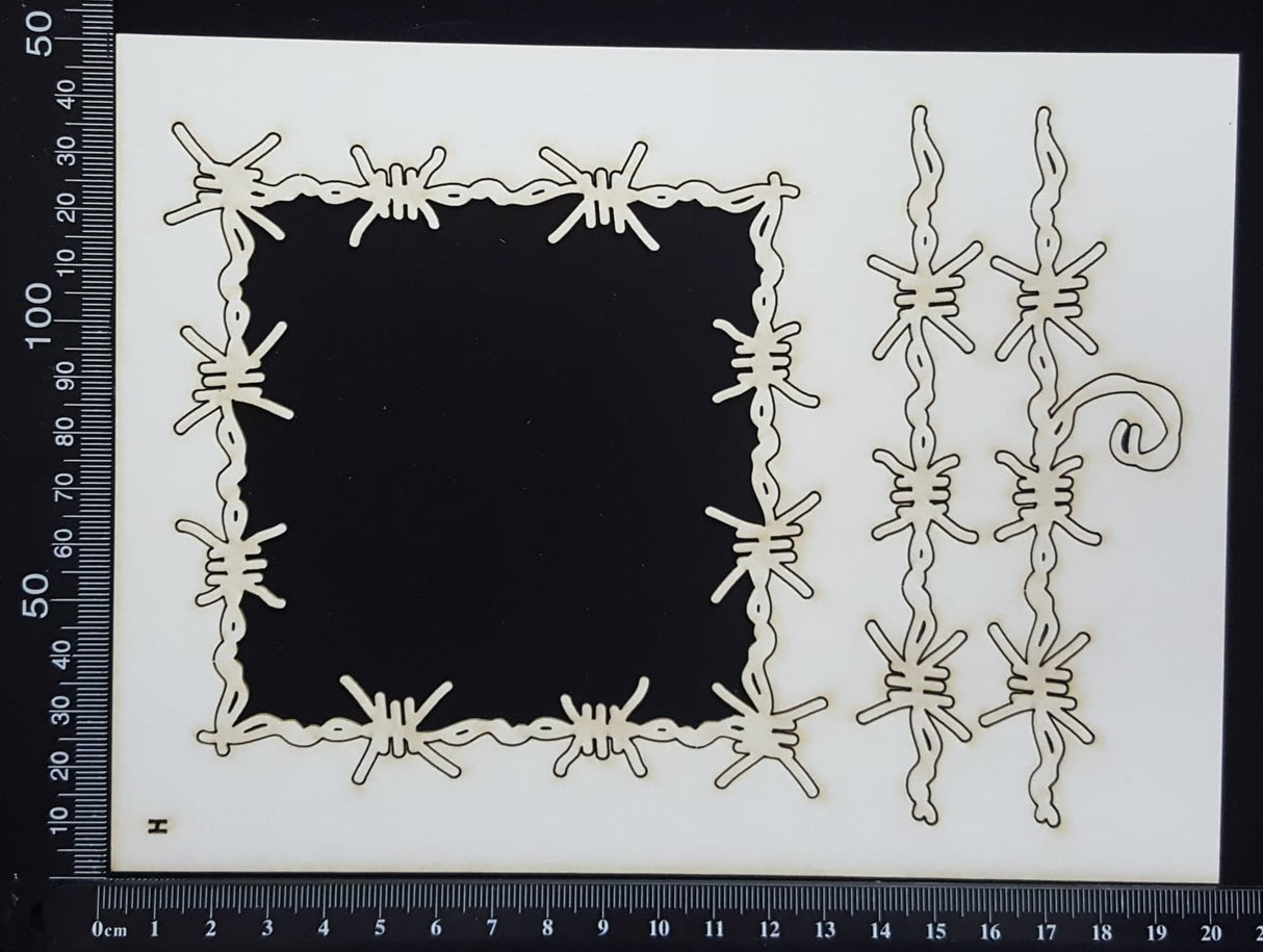 Barbed Wire Frame Set - H - White Chipboard