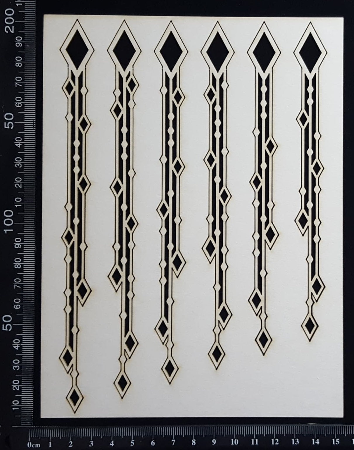 Dangles - Diamonds - B - White Chipboard