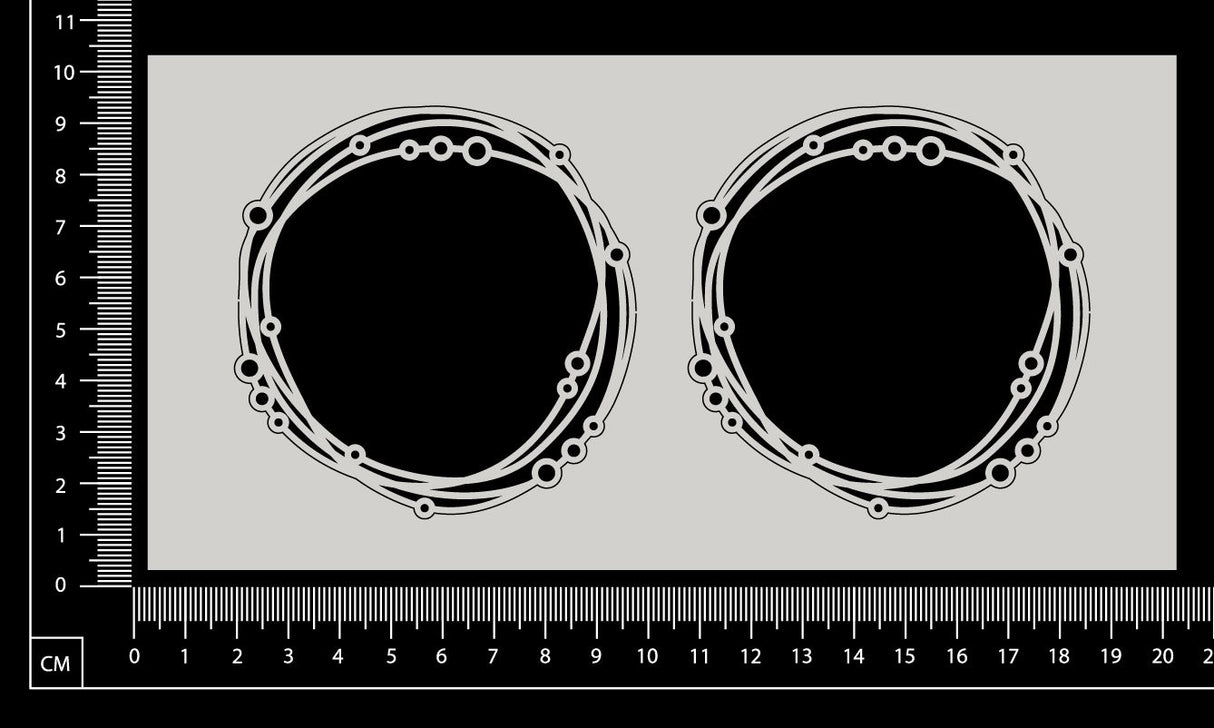 Distressed Circles with Beads - Small - White Chipboard