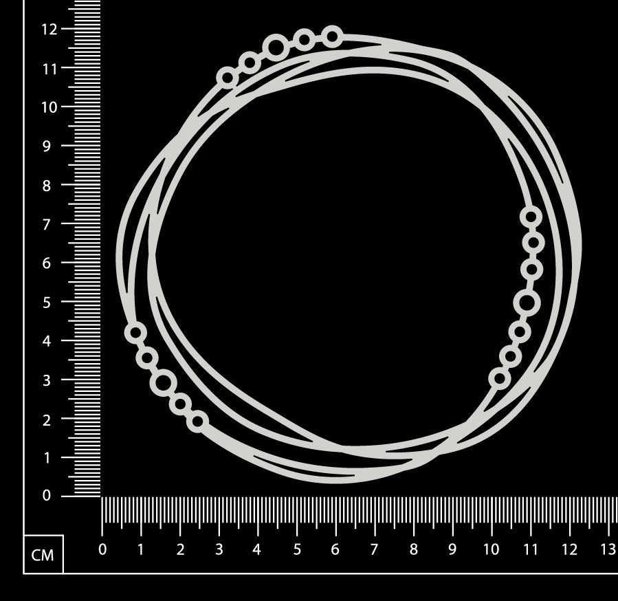 Distressed Circle with Pearls - White Chipboard
