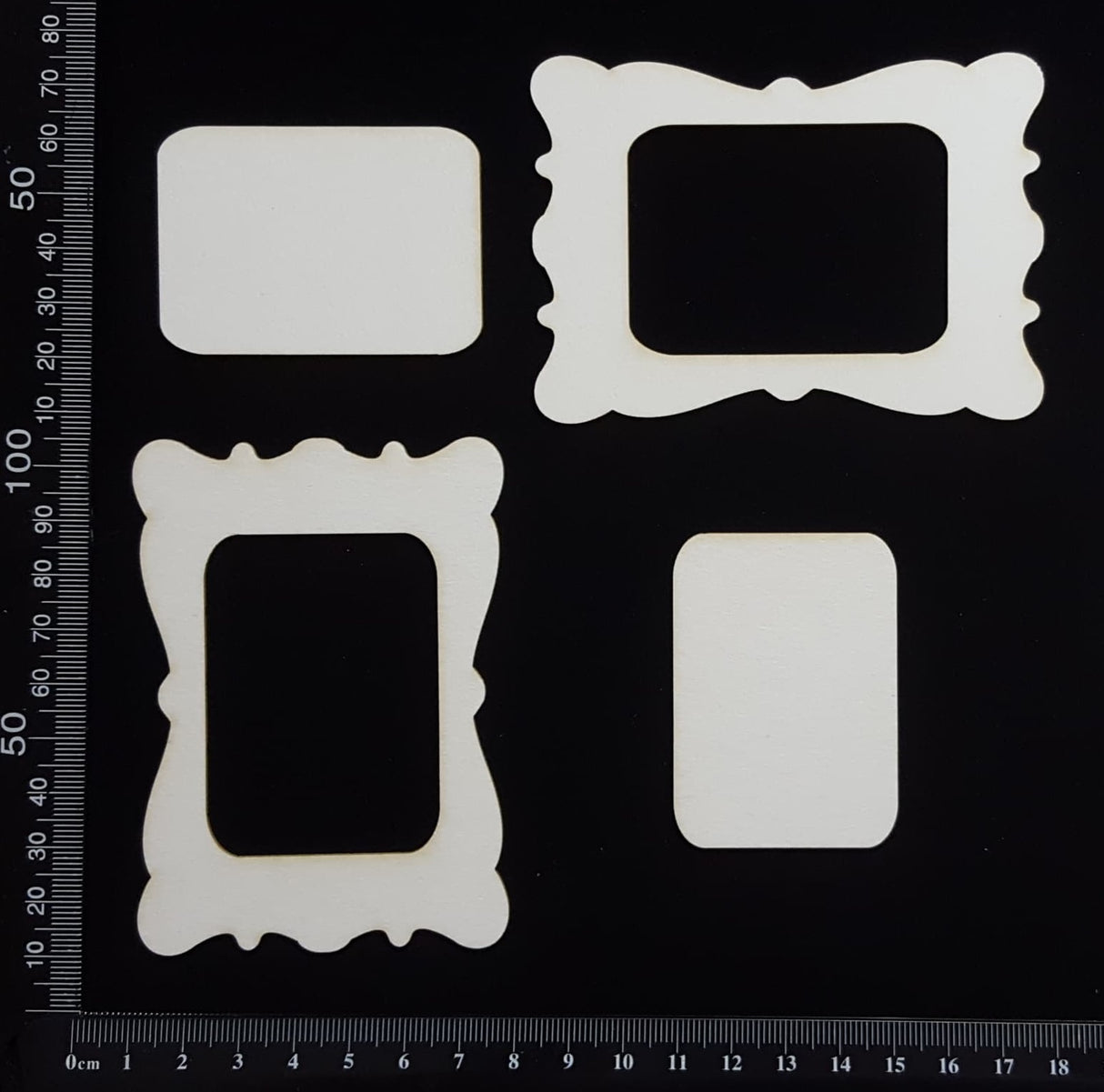 Vintage Frames Set - G - White Chipboard