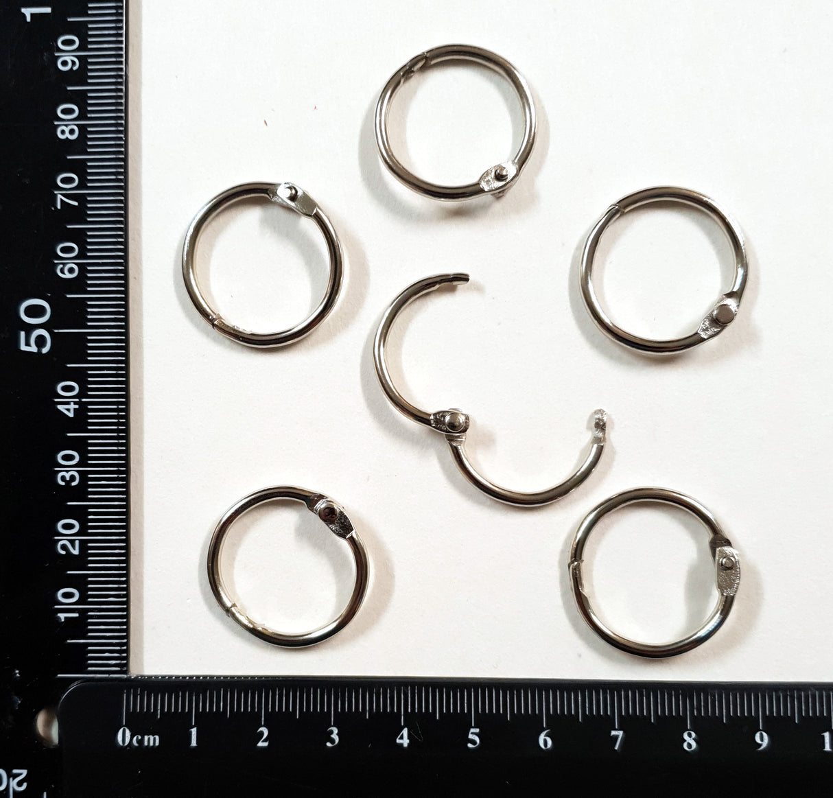 Hinged Rings – 25mm - Set of 6