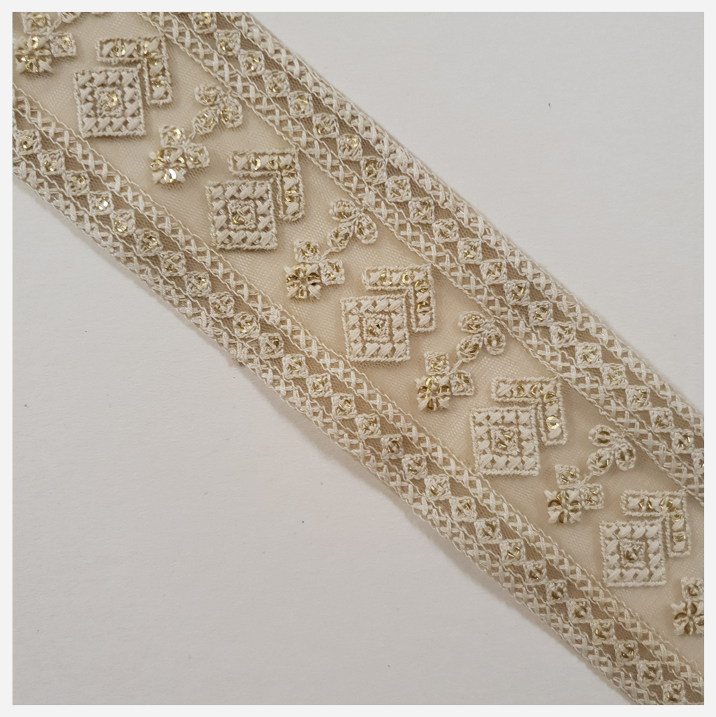 Embroidered Trim - 1 Meter - (ITR-1282)