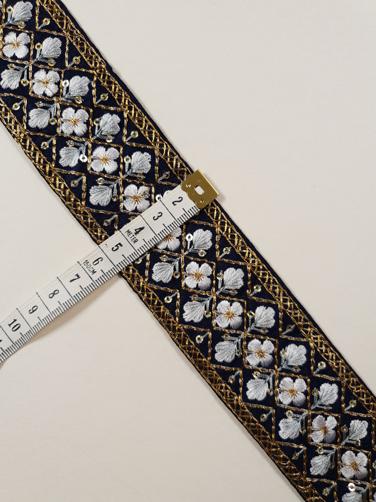 Embroidered Trim - 1 Meter - (ITR-1294)