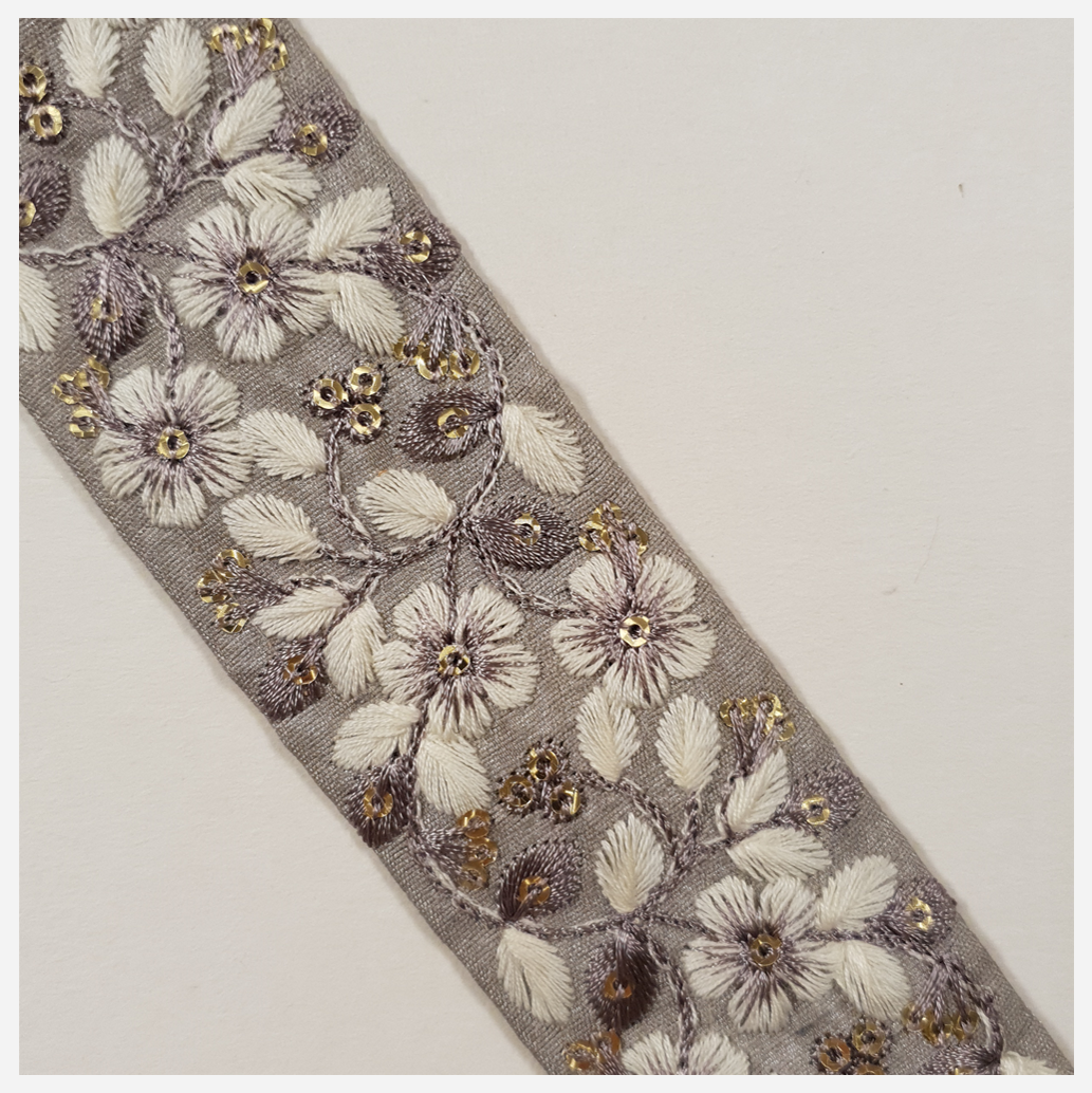 Embroidered Trim - 1 Meter - (ITR-1302)