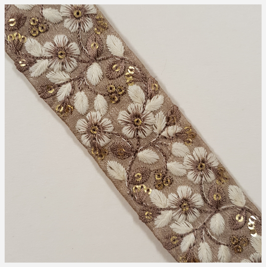 Embroidered Trim - 1 Meter - (ITR-1303)