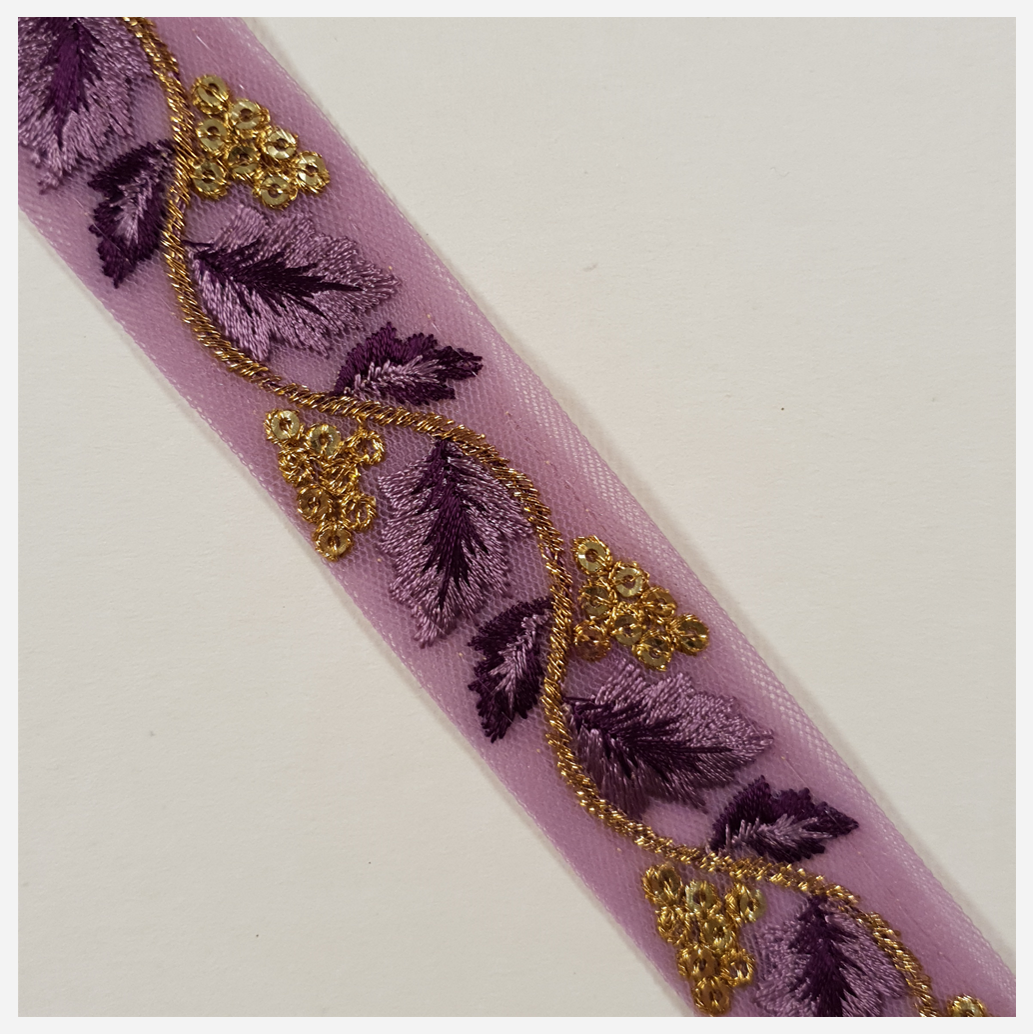 Embroidered Trim - 1 Meter - (ITR-1309)