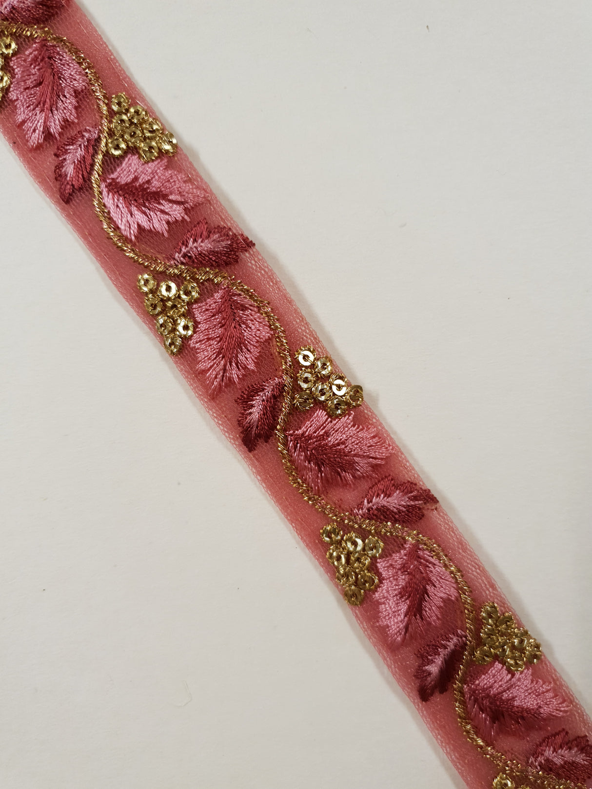Embroidered Trim - 1 Meter - (ITR-1312)