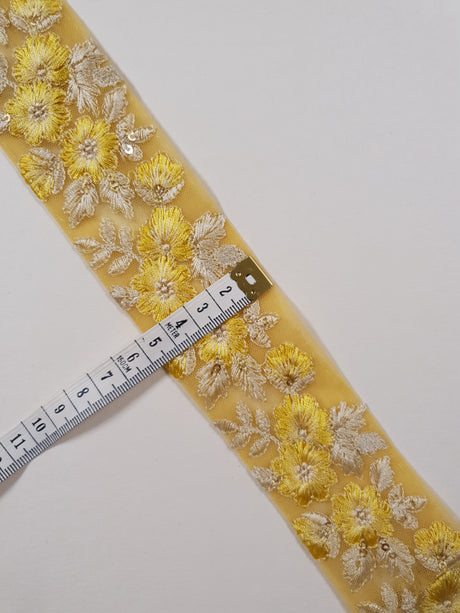 Embroidered Trim - 1 Meter - (ITR-1321)