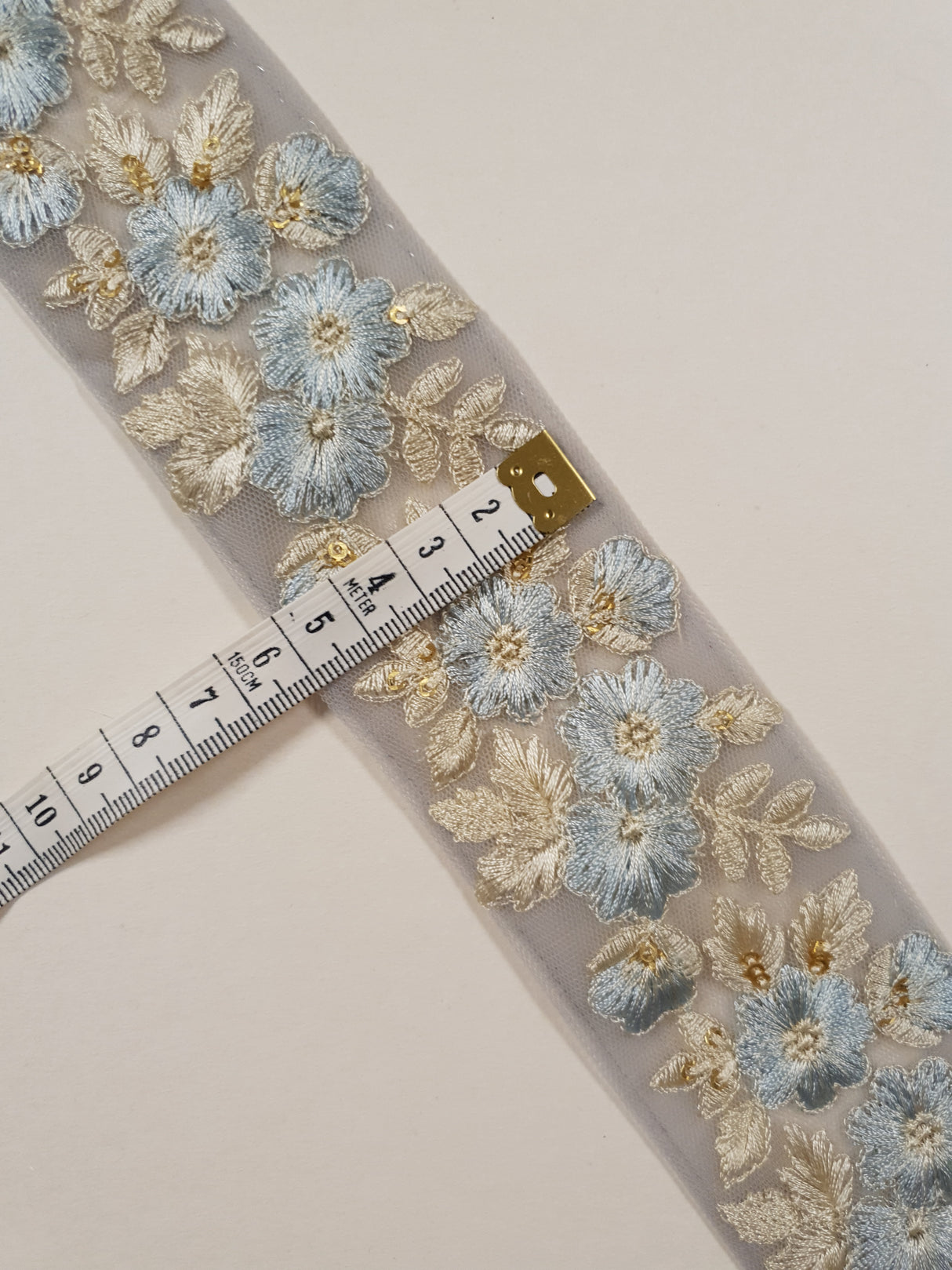 Embroidered Trim - 1 Meter - (ITR-1322)