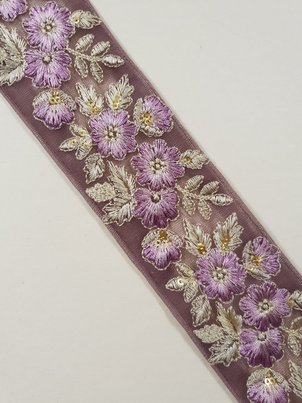 Embroidered Trim - 1 Meter - (ITR-1323)