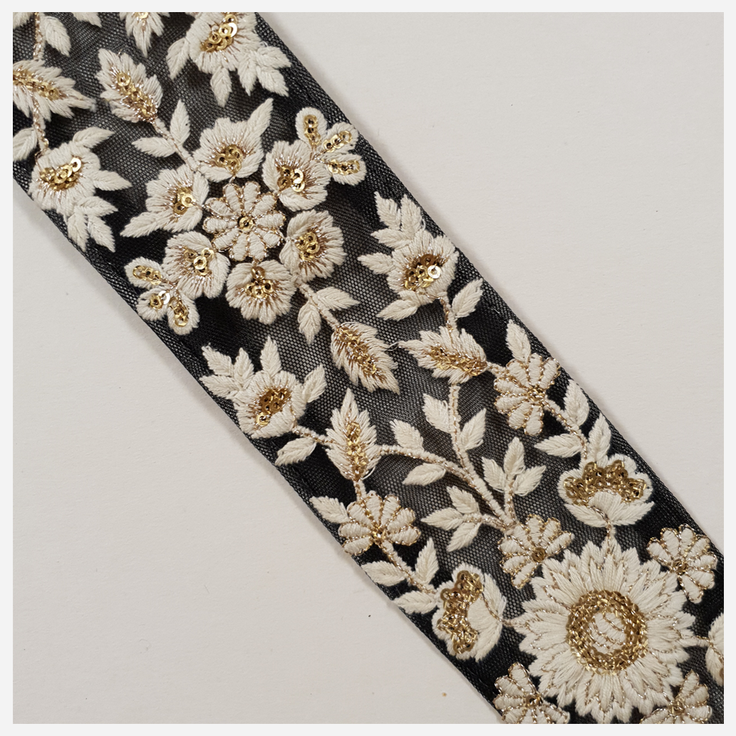 Embroidered Trim - 1 Meter - (ITR-1326)