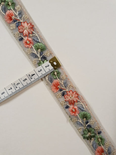 Embroidered Trim - 1 Meter - (ITR-1327)