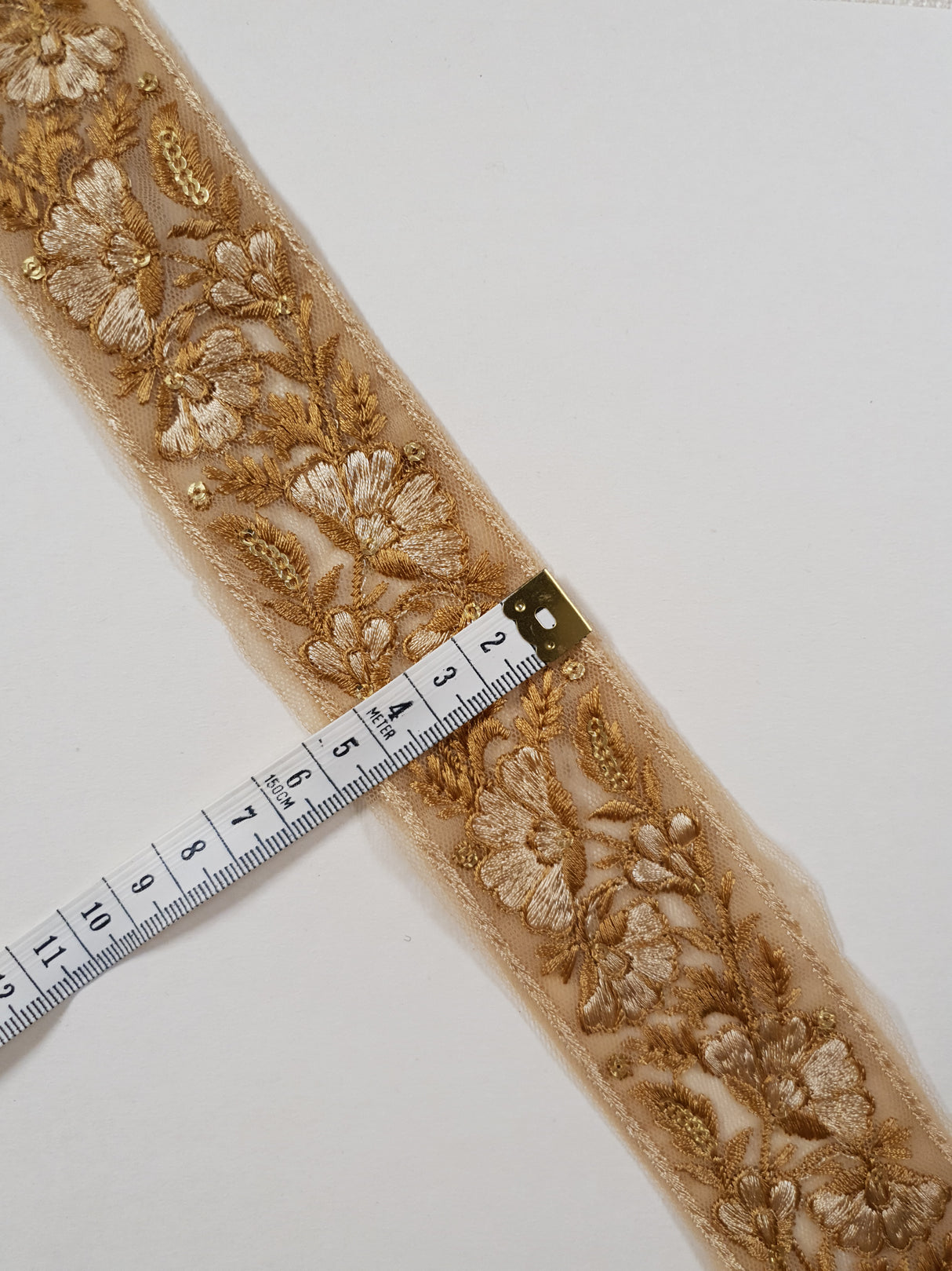 Embroidered Trim - 1 Meter - (ITR-1336)