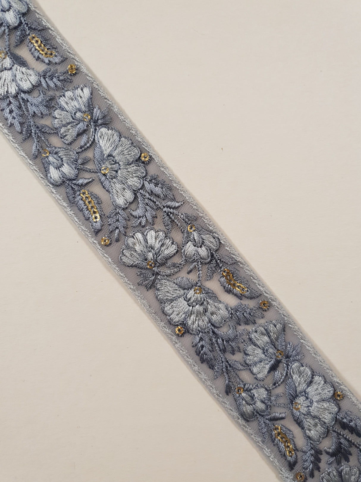 Embroidered Trim - 1 Meter - (ITR-1339)
