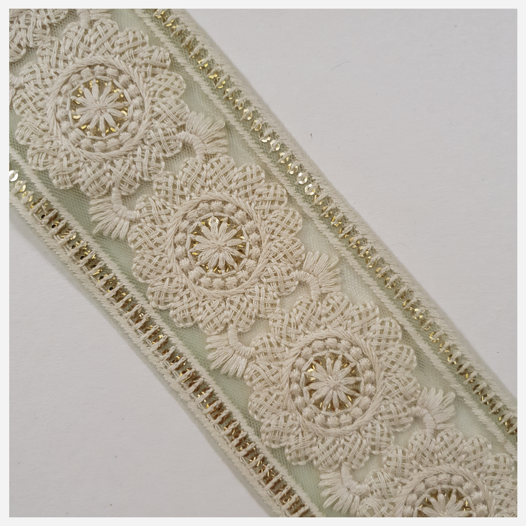 Embroidered Trim - 1 Meter - (ITR-1352)