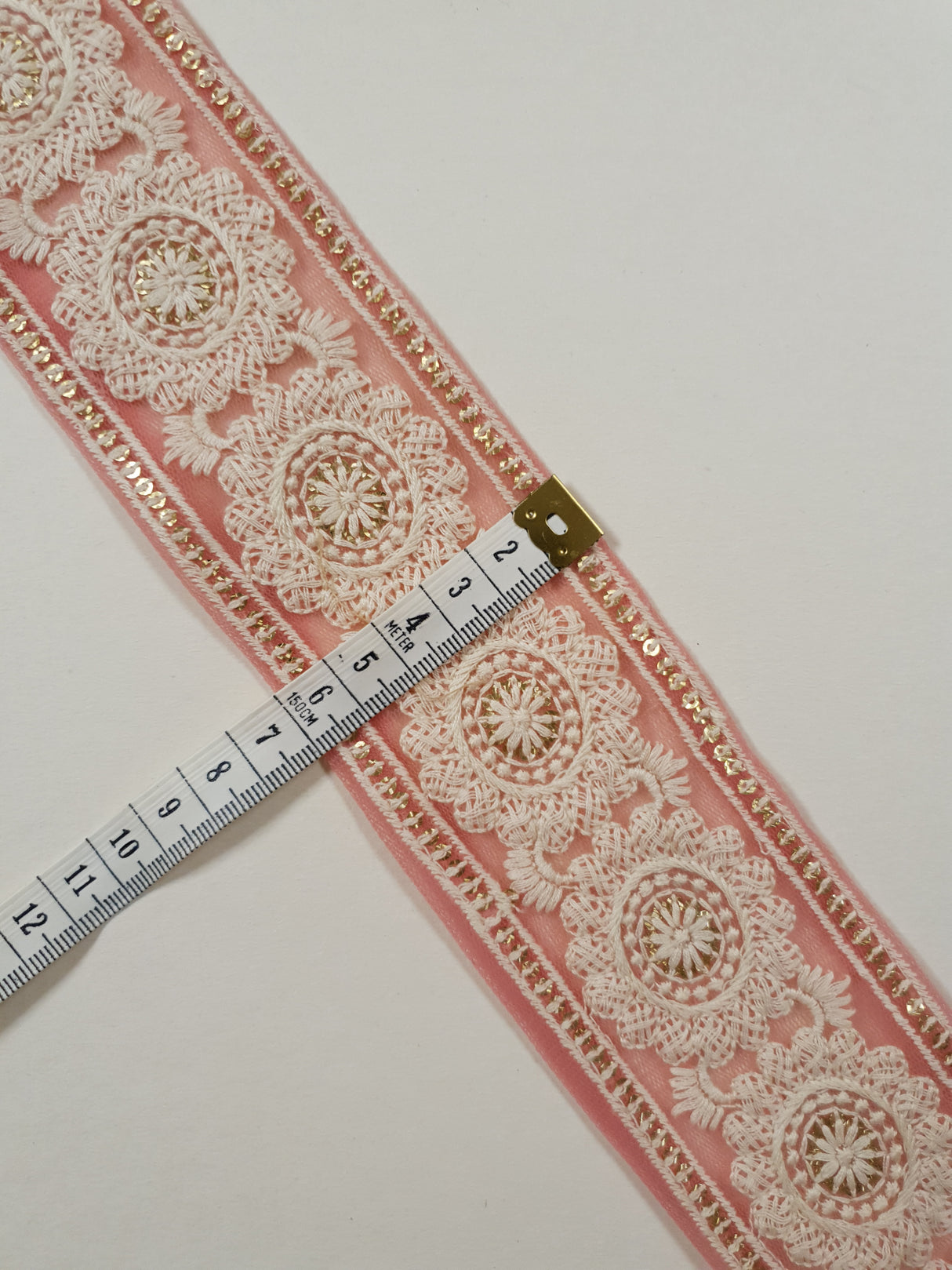 Embroidered Trim - 1 Meter - (ITR-1353)