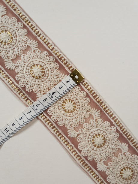 Embroidered Trim - 1 Meter - (ITR-1356)