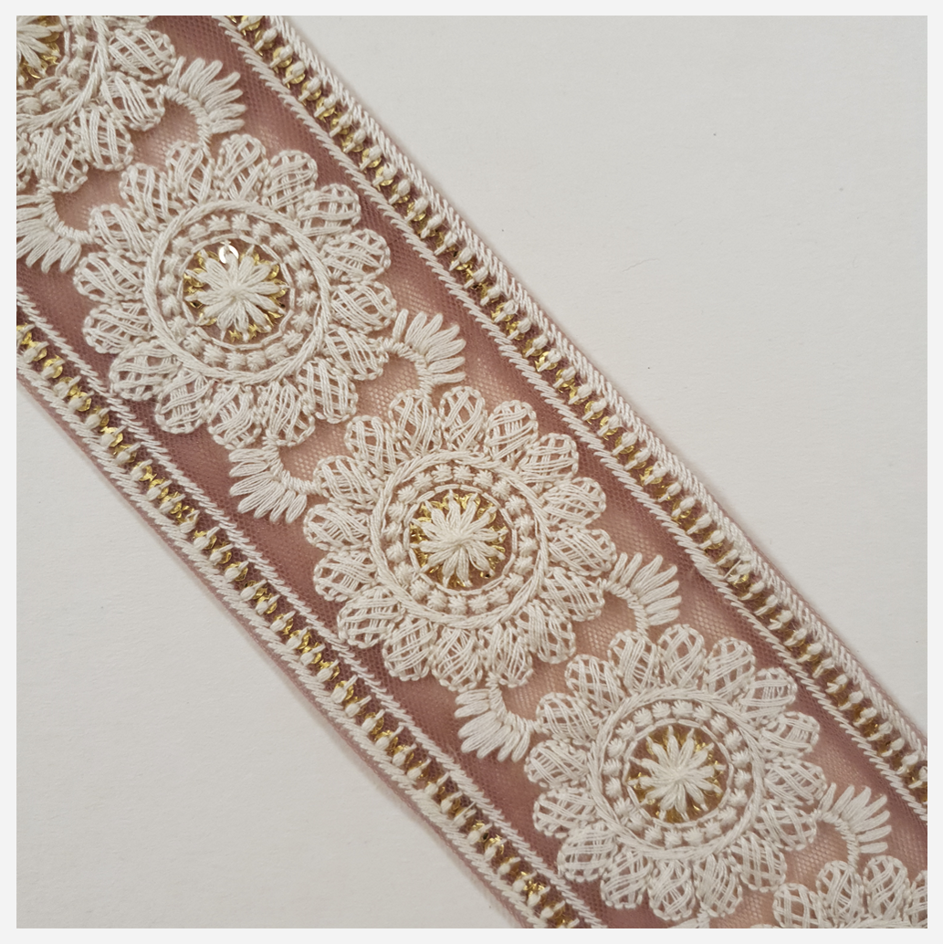 Embroidered Trim - 1 Meter - (ITR-1356)