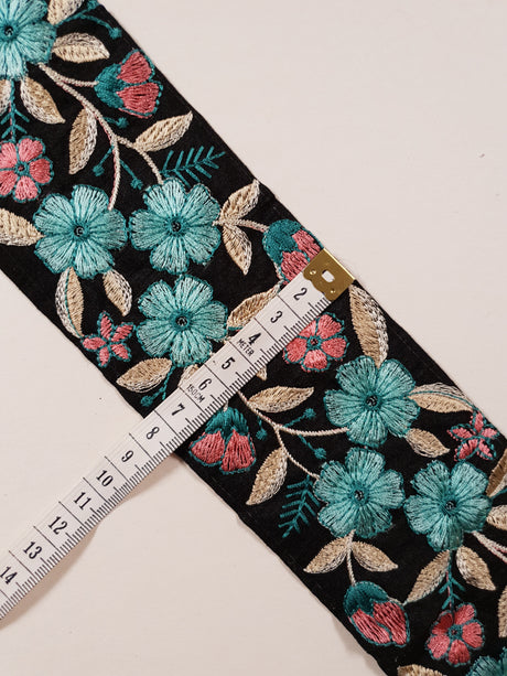 Embroidered Trim - 1 Meter - (ITR-1384)