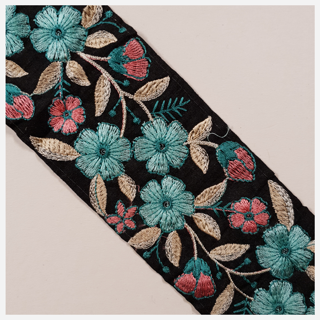 Embroidered Trim - 1 Meter - (ITR-1384)