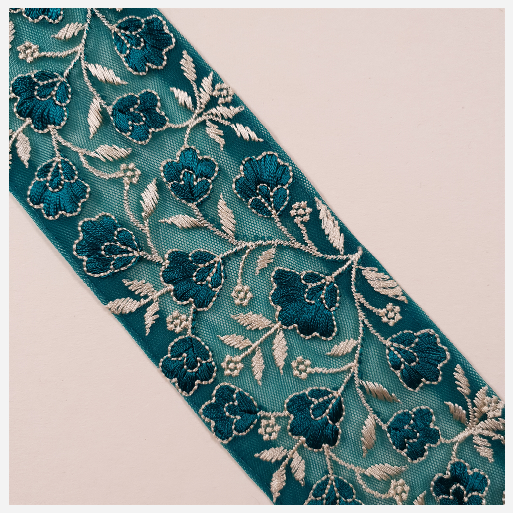 Embroidered Trim - 1 Meter - (ITR-1386)