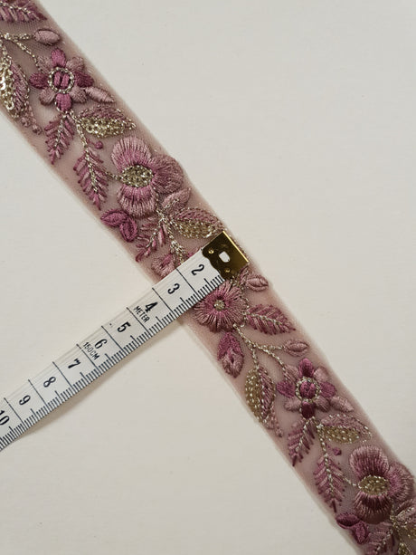 Embroidered Trim - 1 Meter - (ITR-1395)