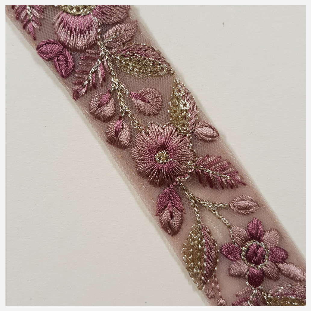 Embroidered Trim - 1 Meter - (ITR-1395)