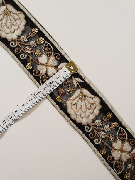 Embroidered Trim - 1 Meter - (ITR-1397)