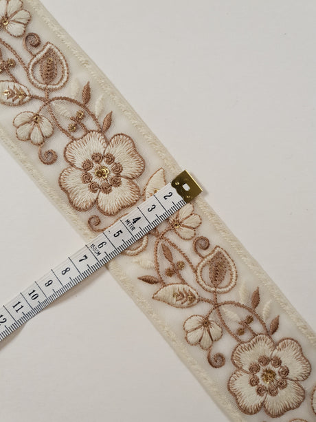 Embroidered Trim - 1 Meter - (ITR-1416)