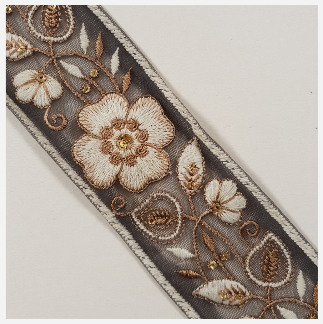 Embroidered Trim - 1 Meter - (ITR-1417)