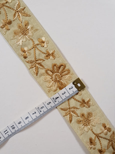 Embroidered Trim - 1 Meter - (ITR-1422)