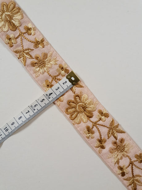 Embroidered Trim - 1 Meter - (ITR-1425)