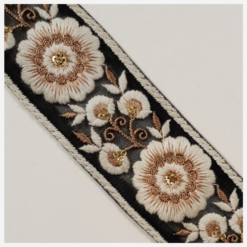 Embroidered Trim - 1 Meter - (ITR-1448)