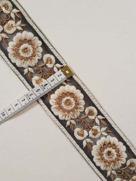 Embroidered Trim - 1 Meter - (ITR-1450)