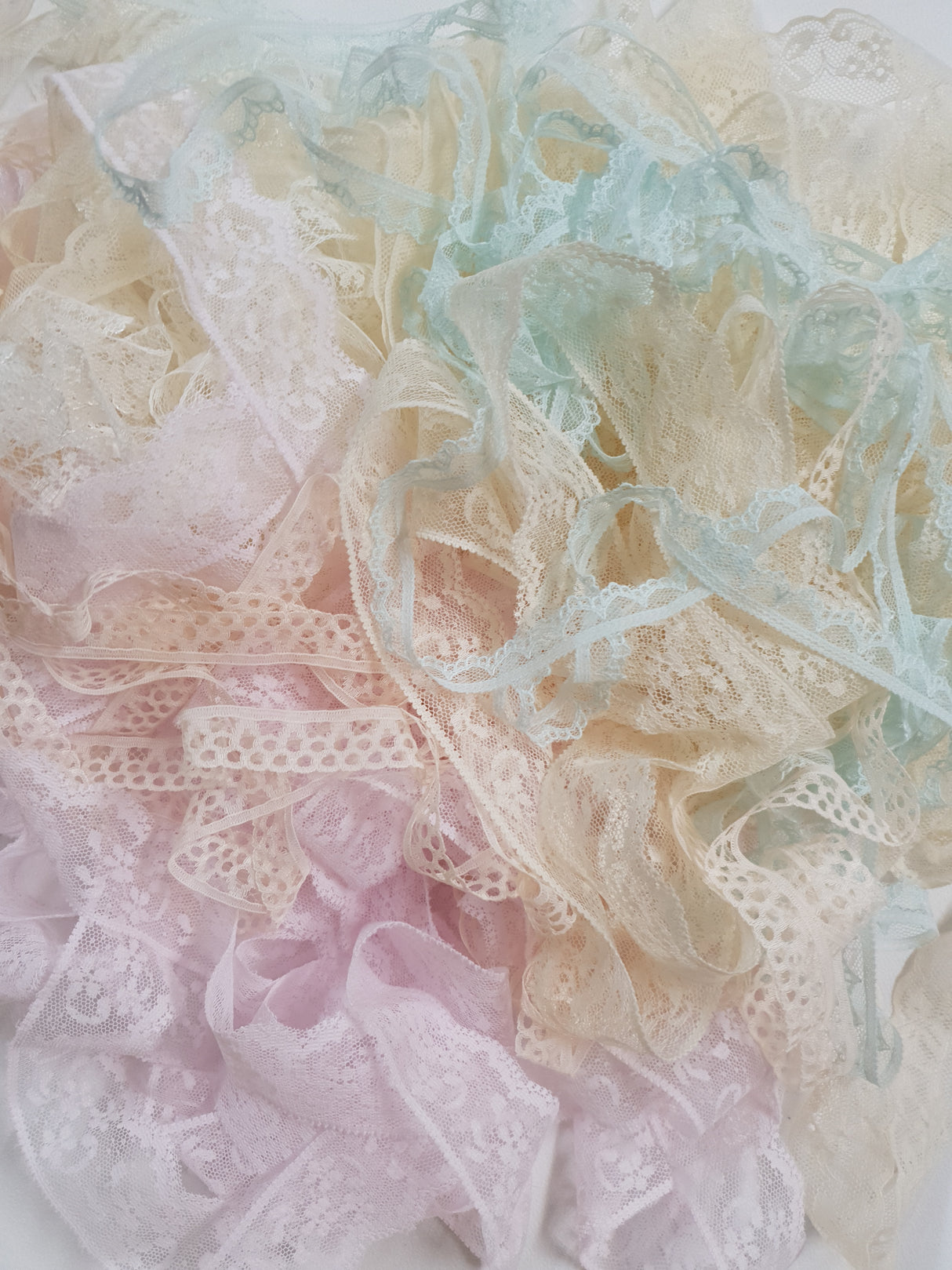 Assorted Lace Grab Bag - 30 Meters - (LP-7850)