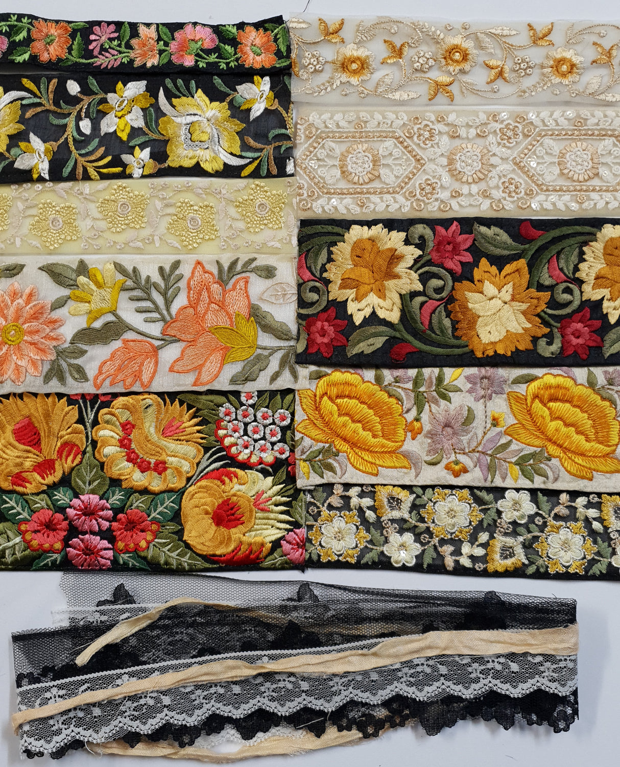 Assorted Embroidered Trim Bundle - 4004