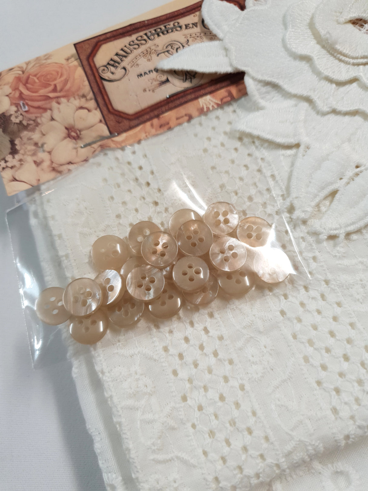 Luxury Lace Sampler - 8013